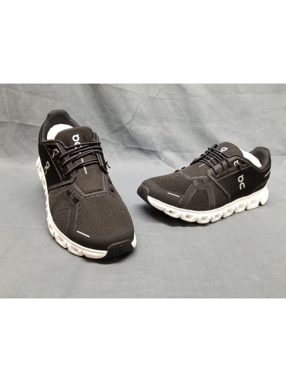 On Running Cloud 6 Black/White 3WF10060299 Women's Size 7.5 NEW NO BOX!